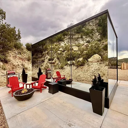 Mirror Mountain At East Zion Resort